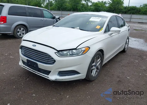2013 Ford Fusion Se z USA, uszkodzony, nr VIN 3FA6P0H71DR234442